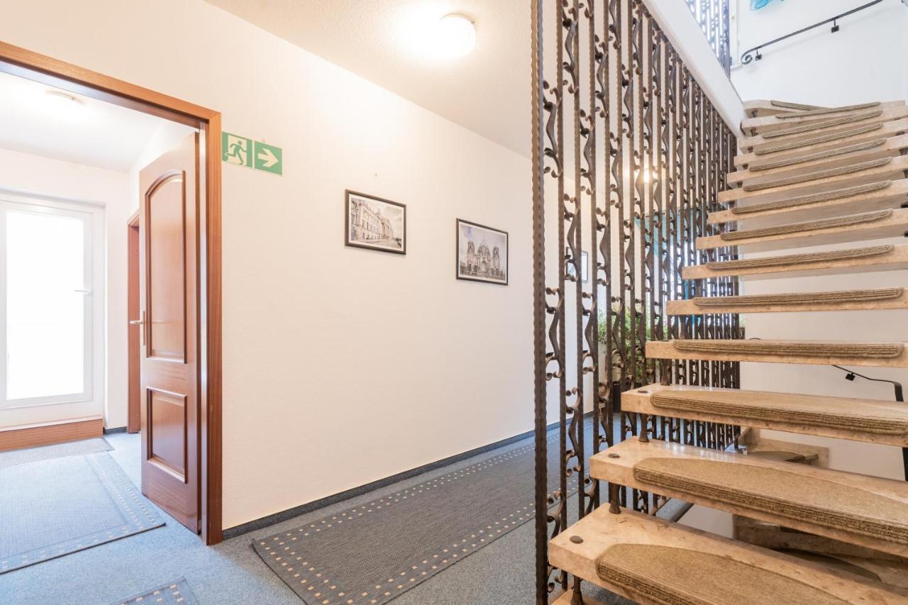 Hotel Dori'S 108 Berlin Zewnętrze zdjęcie